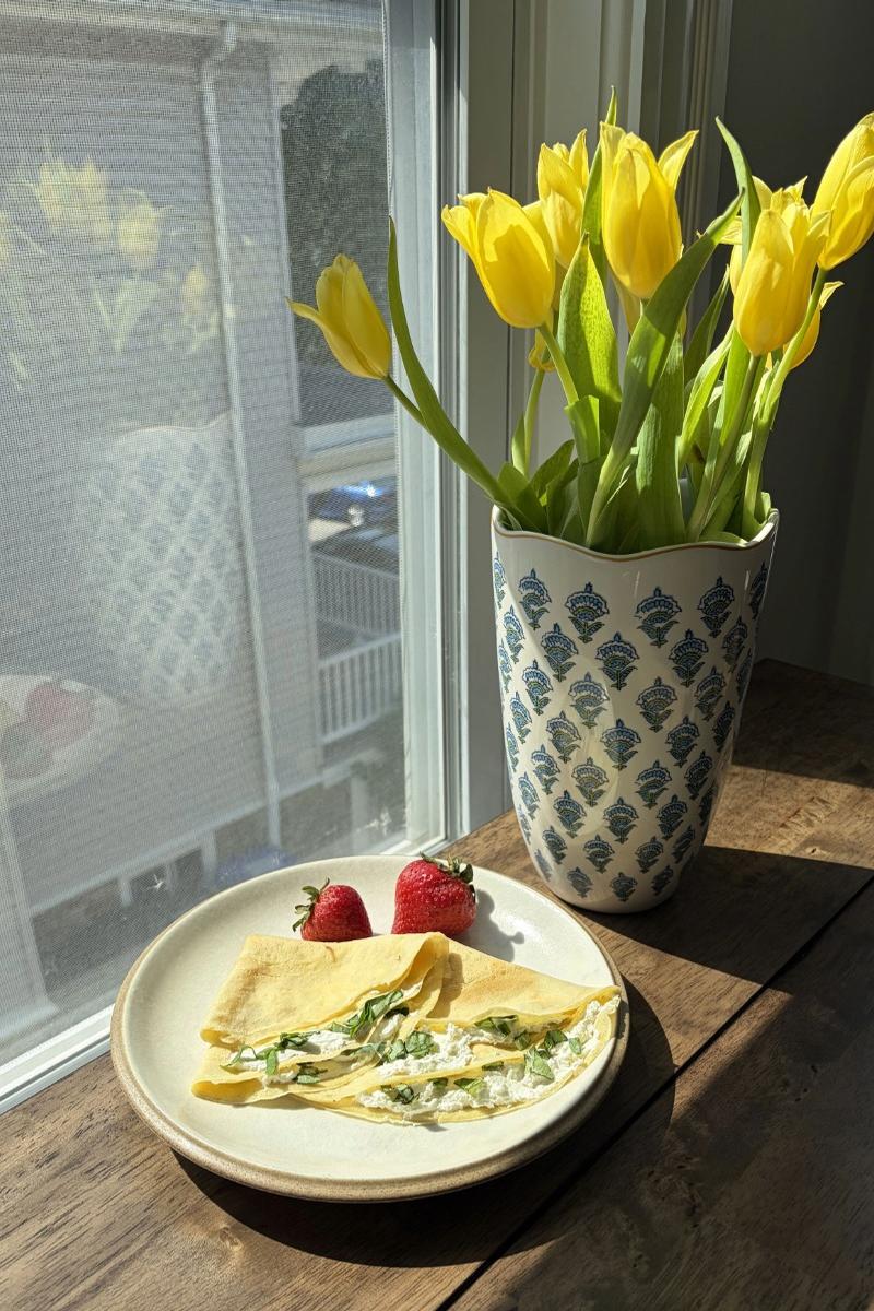 Crêpes with Basil Stuffing (for a gourmet lunch treat)